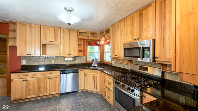 606 E 66th Street, Indianapolis, IN 46220