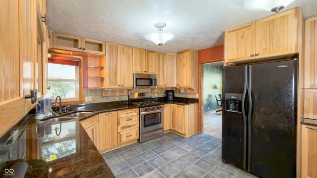 606 E 66th Street, Indianapolis, IN 46220