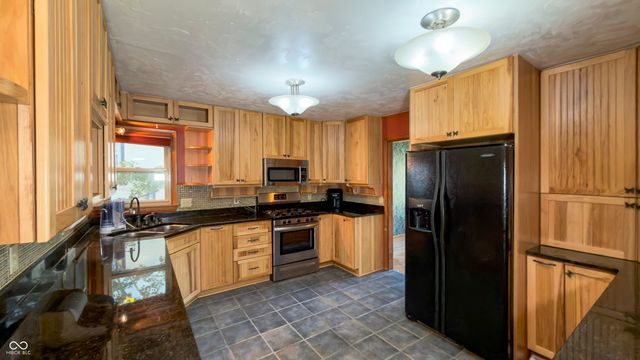606 E 66th Street, Indianapolis, IN 46220