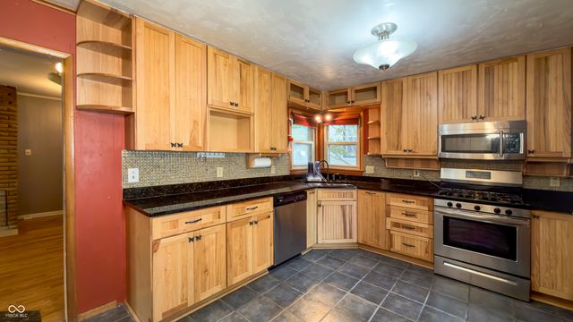 606 E 66th Street, Indianapolis, IN 46220