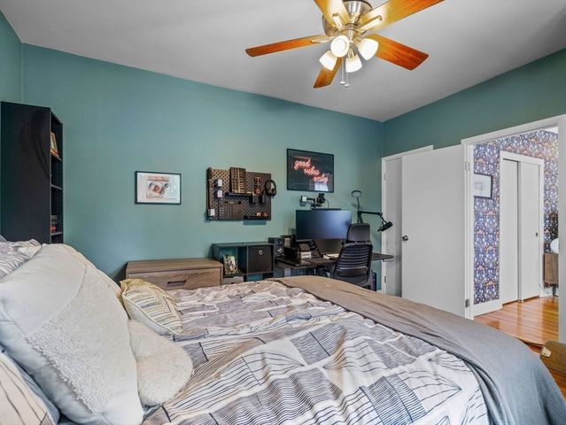 1486 Commonwealth Ave 4, Boston, MA 02135