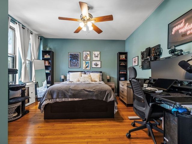 1486 Commonwealth Ave 4, Boston, MA 02135