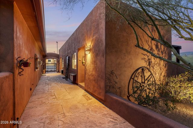 40205 N 26TH Street, Cave Creek, AZ 85331
