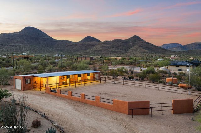 40205 N 26TH Street, Cave Creek, AZ 85331