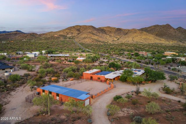 40205 N 26TH Street, Cave Creek, AZ 85331