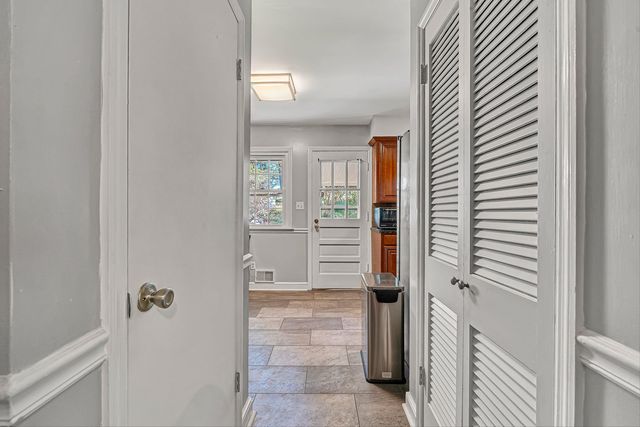 4824 Brookwood DR, Roanoke, VA 24018
