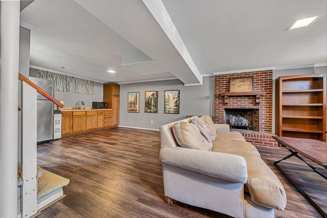 4824 Brookwood DR, Roanoke, VA 24018