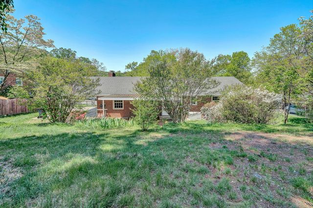4824 Brookwood DR, Roanoke, VA 24018