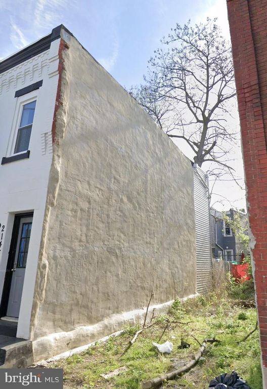 2143 N DOVER ST, Philadelphia, PA 19121