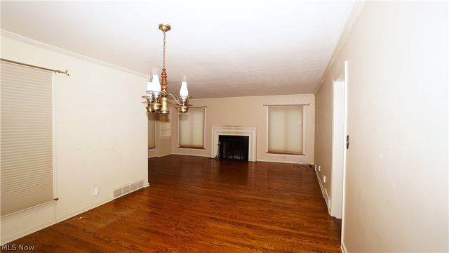 556 Royal Avenue, Akron, OH 44303