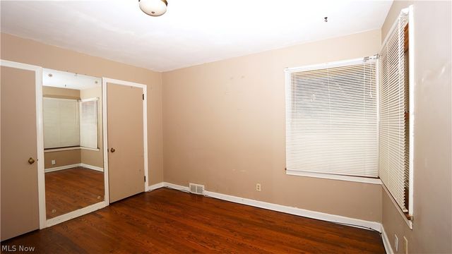 556 Royal Avenue, Akron, OH 44303