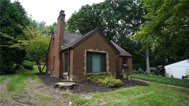 556 Royal Avenue, Akron, OH 44303