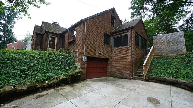 556 Royal Avenue, Akron, OH 44303