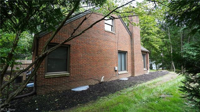556 Royal Avenue, Akron, OH 44303
