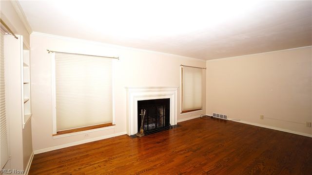 556 Royal Avenue, Akron, OH 44303