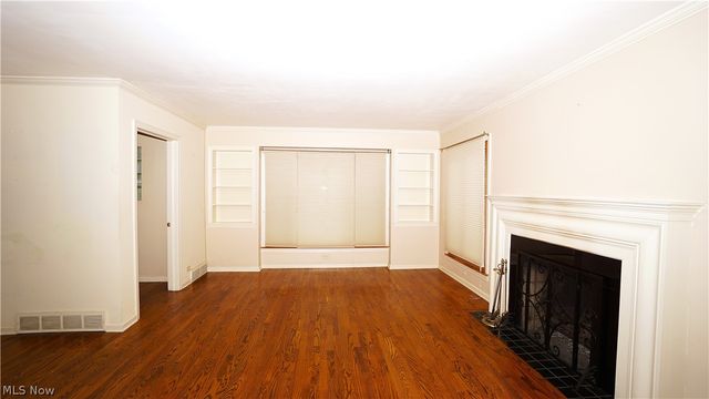 556 Royal Avenue, Akron, OH 44303