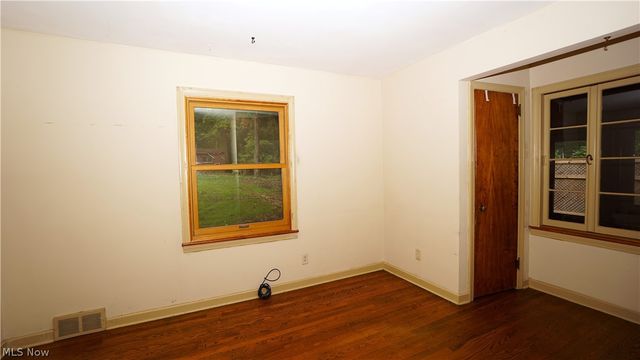 556 Royal Avenue, Akron, OH 44303
