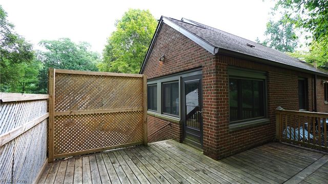 556 Royal Avenue, Akron, OH 44303