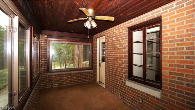 556 Royal Avenue, Akron, OH 44303