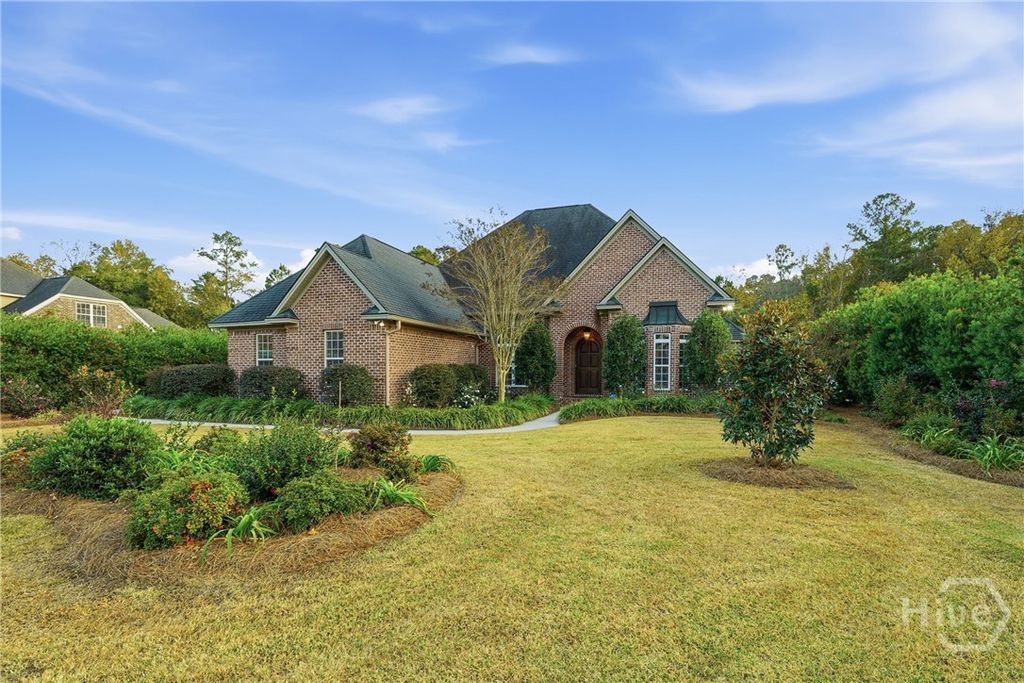 Image 2 of property listing at 516 Channing Drive, Richmond Hill, GA 31324