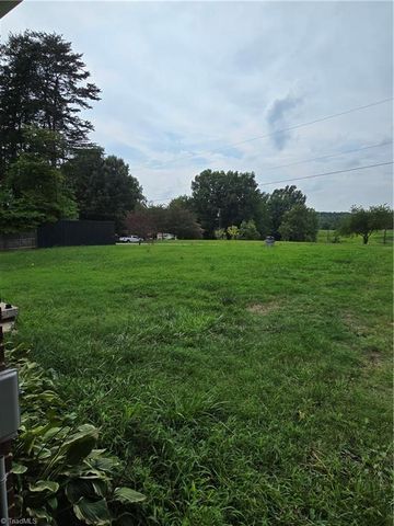 5888 Turner Smith Road, Browns Summit, NC 27214