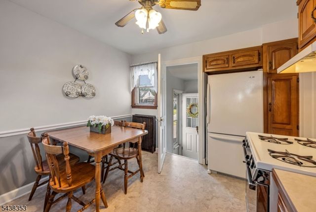 65 Harding Ave, Totowa Boro, NJ 07512