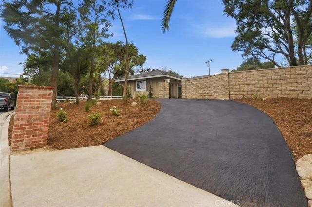 7831 Live Oak Drive, Jurupa Valley, CA 92509