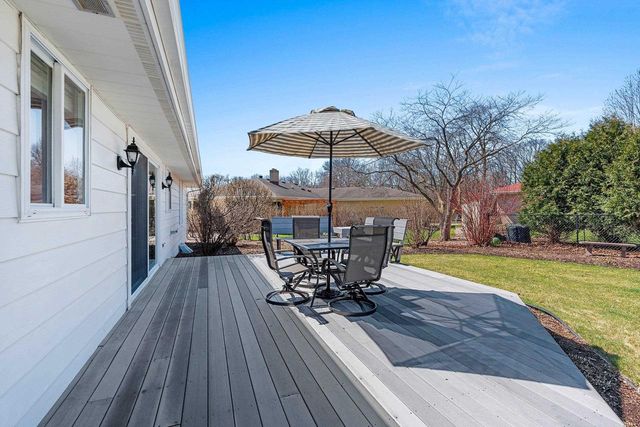 1028 RIVERSIDE DRIVE, Kaukauna, WI 54130