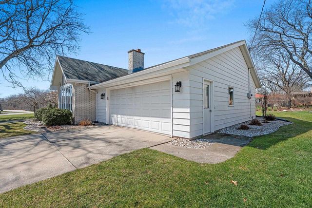 1028 RIVERSIDE DRIVE, Kaukauna, WI 54130