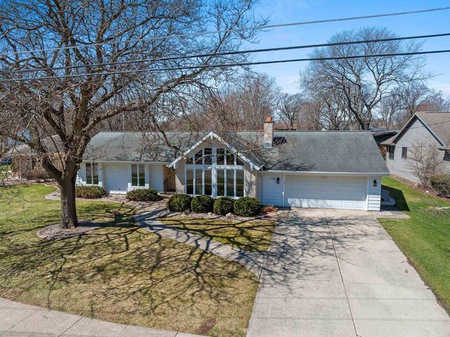 1028 RIVERSIDE DRIVE, Kaukauna, WI 54130