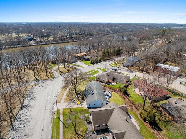 1028 RIVERSIDE DRIVE, Kaukauna, WI 54130