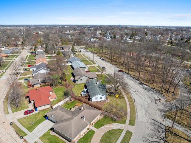 1028 RIVERSIDE DRIVE, Kaukauna, WI 54130