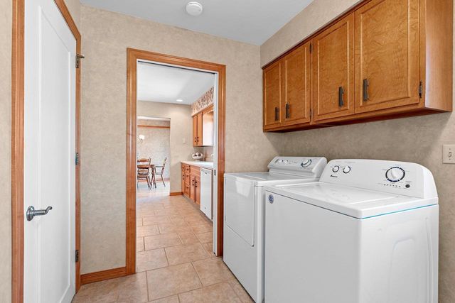 1028 RIVERSIDE DRIVE, Kaukauna, WI 54130