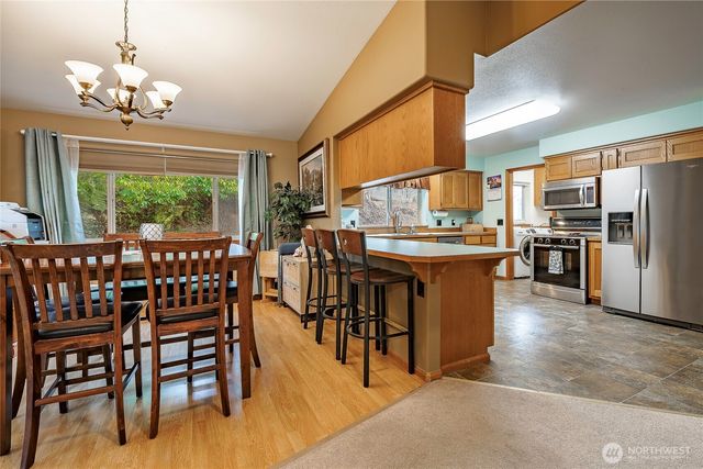 443 Rainbow Drive, Sedro Woolley, WA 98284
