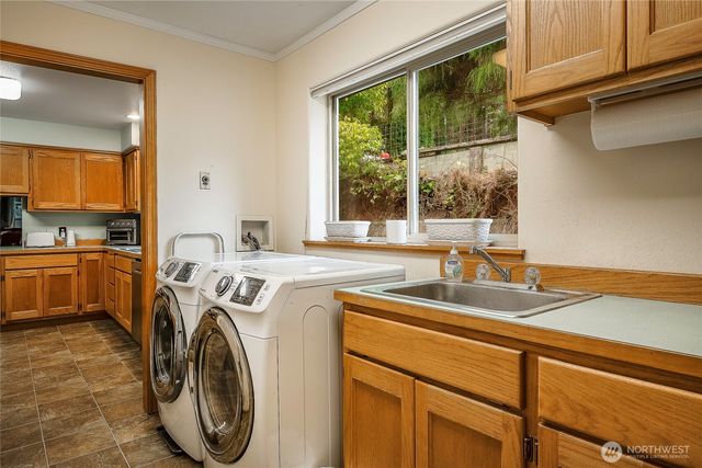 443 Rainbow Drive, Sedro Woolley, WA 98284