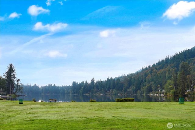 443 Rainbow Drive, Sedro Woolley, WA 98284
