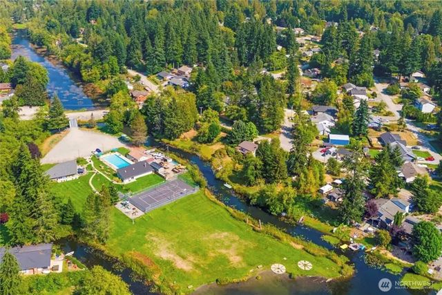 443 Rainbow Drive, Sedro Woolley, WA 98284