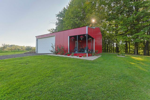 14910 Boyle Lake Road, Weesaw Twp, MI 49107