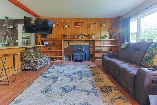 14910 Boyle Lake Road, Weesaw Twp, MI 49107