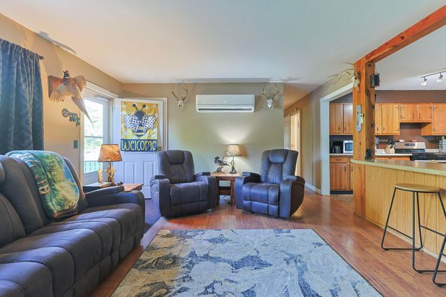14910 Boyle Lake Road, Weesaw Twp, MI 49107