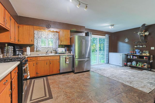 14910 Boyle Lake Road, Weesaw Twp, MI 49107