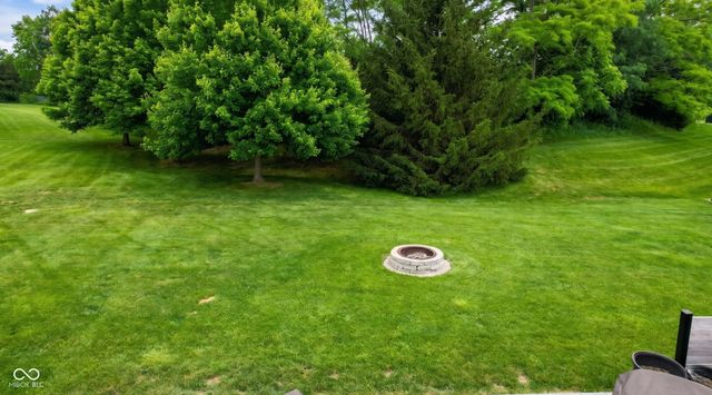 121 Brixton Woods East Drive, Pittsboro, IN 46167
