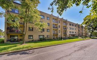6630 S Brainard Avenue 203, Countryside, IL 60525