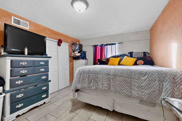 305 San Jose Avenue SE, Albuquerque, NM 87102