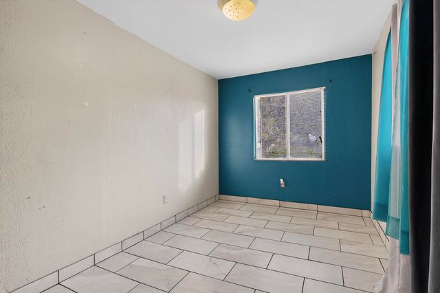 305 San Jose Avenue SE, Albuquerque, NM 87102