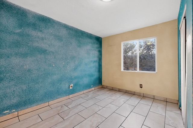 305 San Jose Avenue SE, Albuquerque, NM 87102