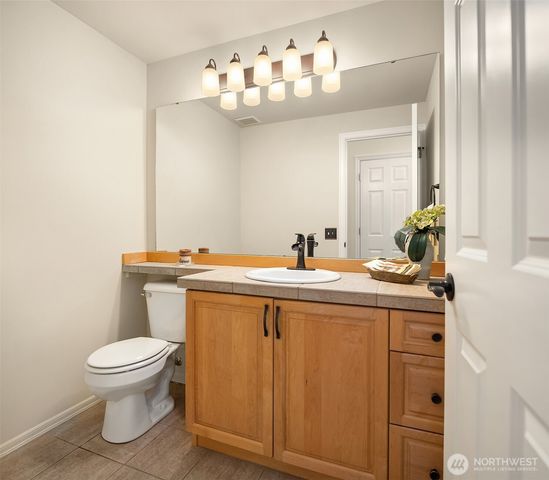 647 Edmonds Way, Edmonds, WA 98020