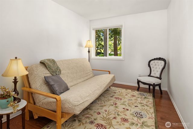 647 Edmonds Way, Edmonds, WA 98020
