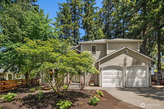 647 Edmonds Way, Edmonds, WA 98020