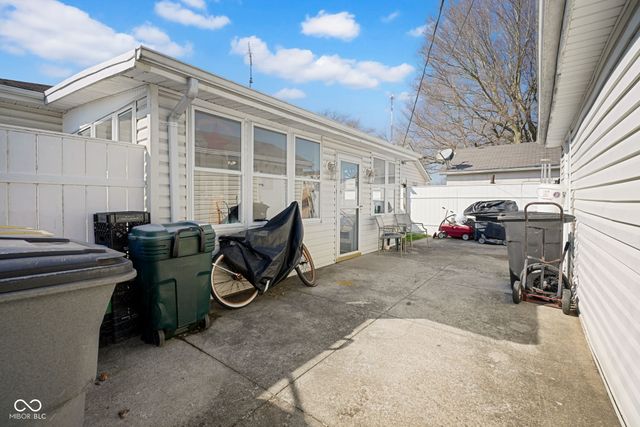 221 Bush Street, Seymour, IN 47274